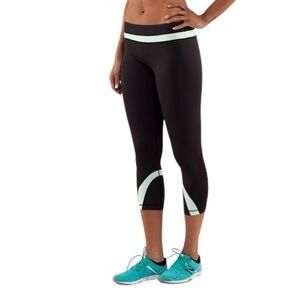 LULULEMON Run Inspire Crop ll Leggings in Black/Mint Moment C